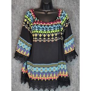 Ali Miles 1X Tunic Top Black Colorful Print Lace Trim‎ Bohemian Fleur Di Lis